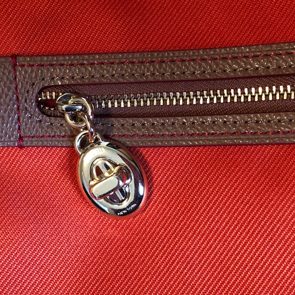 Coach Purse - Picture 4 of 8